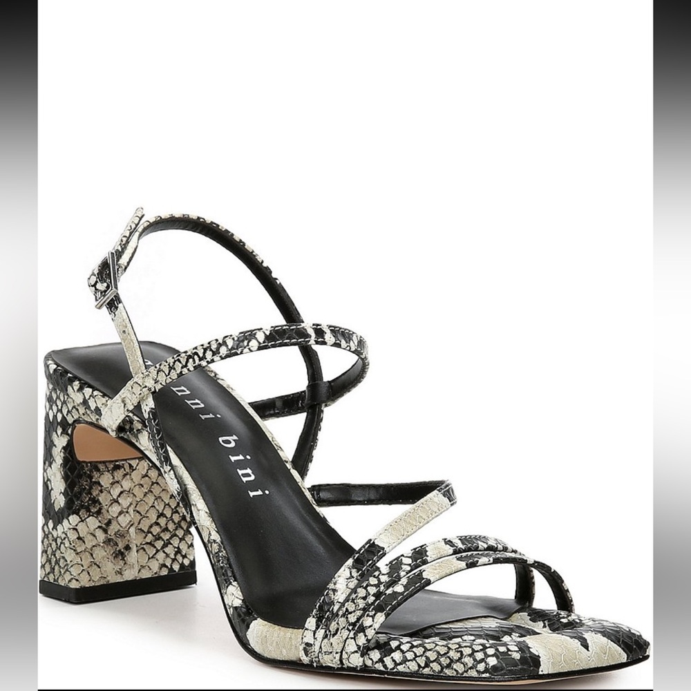 Gianni Bini
Rosie Snake Print Leather Strappy Block Heel Dress Sandals Size 8